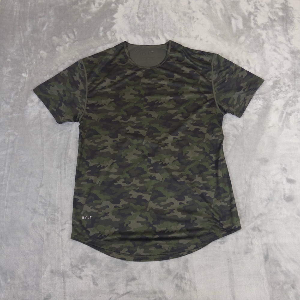BYLT Active Tee Men L Green Camo Short Sleeve Curved Hem Performance Gym Shirt